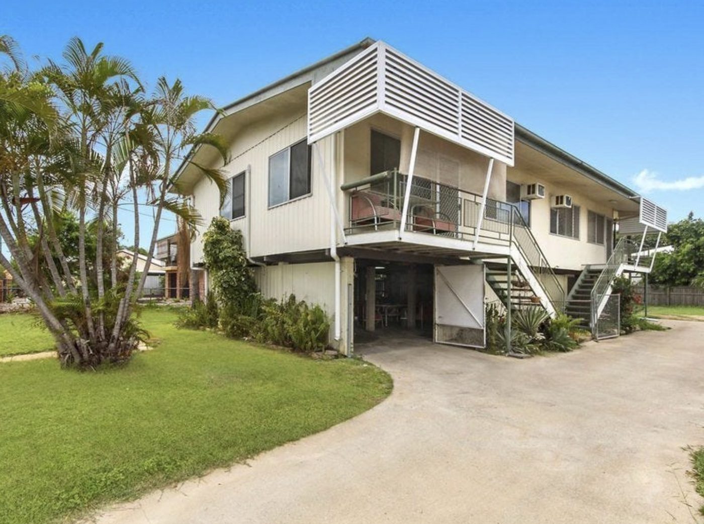 Client acquisition in Hyde Park, QLD